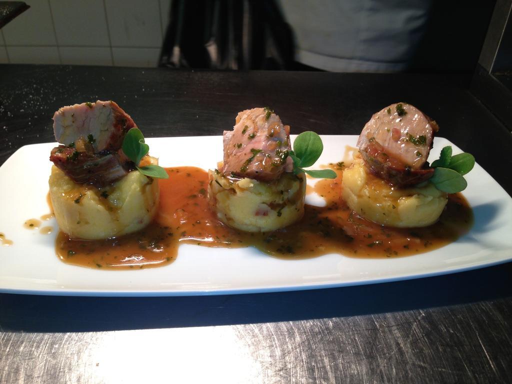Sharnbrook Millhouse Hotel And Riverside Restaurant מראה חיצוני תמונה