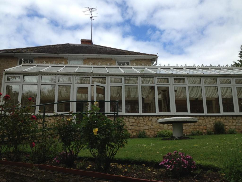 Sharnbrook Millhouse Hotel And Riverside Restaurant מראה חיצוני תמונה
